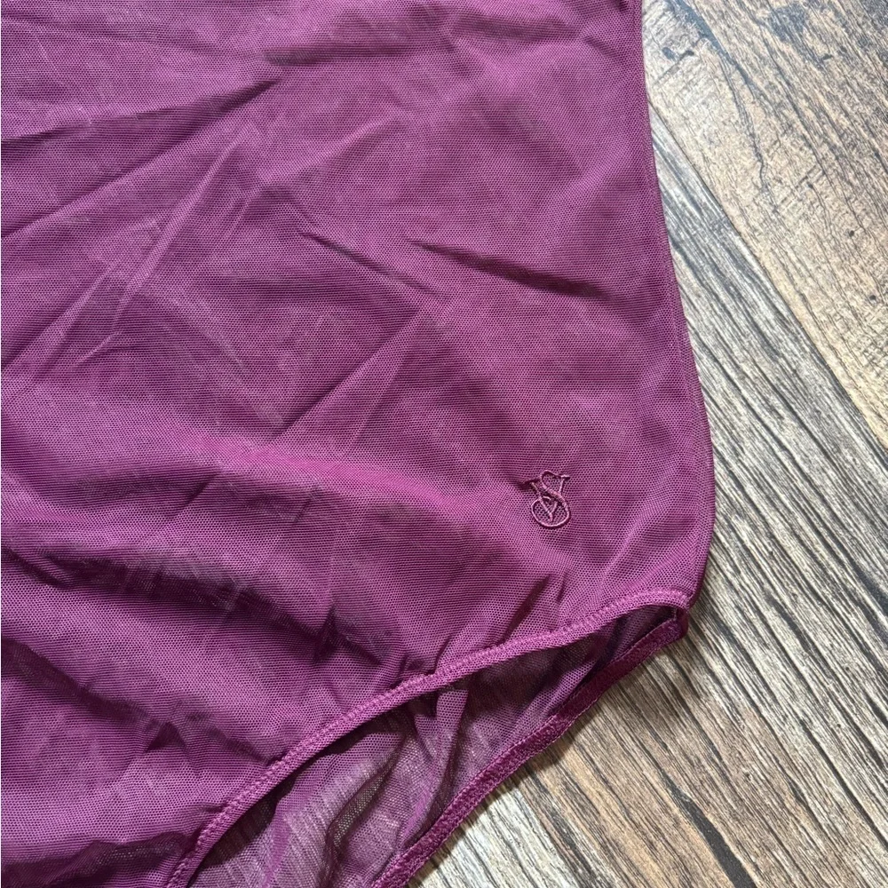 Victoria's Secret Mesh Sheer Plum Short Sleeve Bodysuit Size Medium - Picture 8 of 8